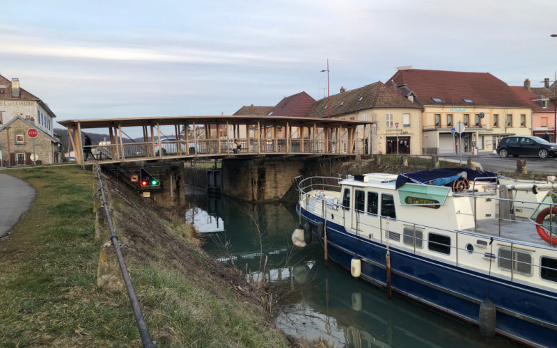 FBC 2023 : Passerelle mirador l’Isle sur le Doubs (Atelier B5)